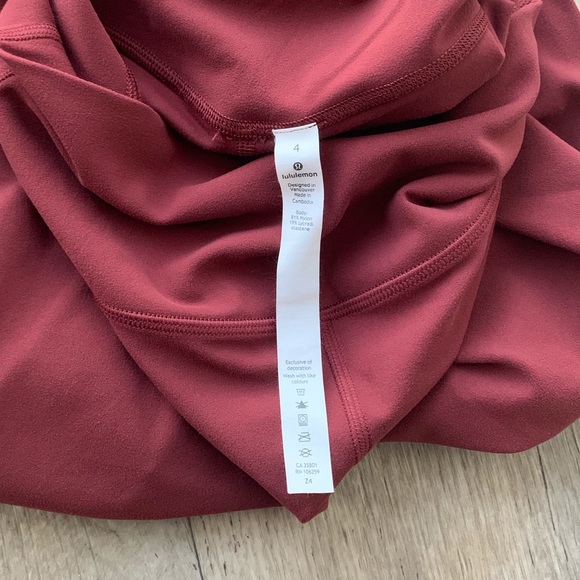 SOLD - Lululemon Align 7/8 Savannah - Picture 5 of 8